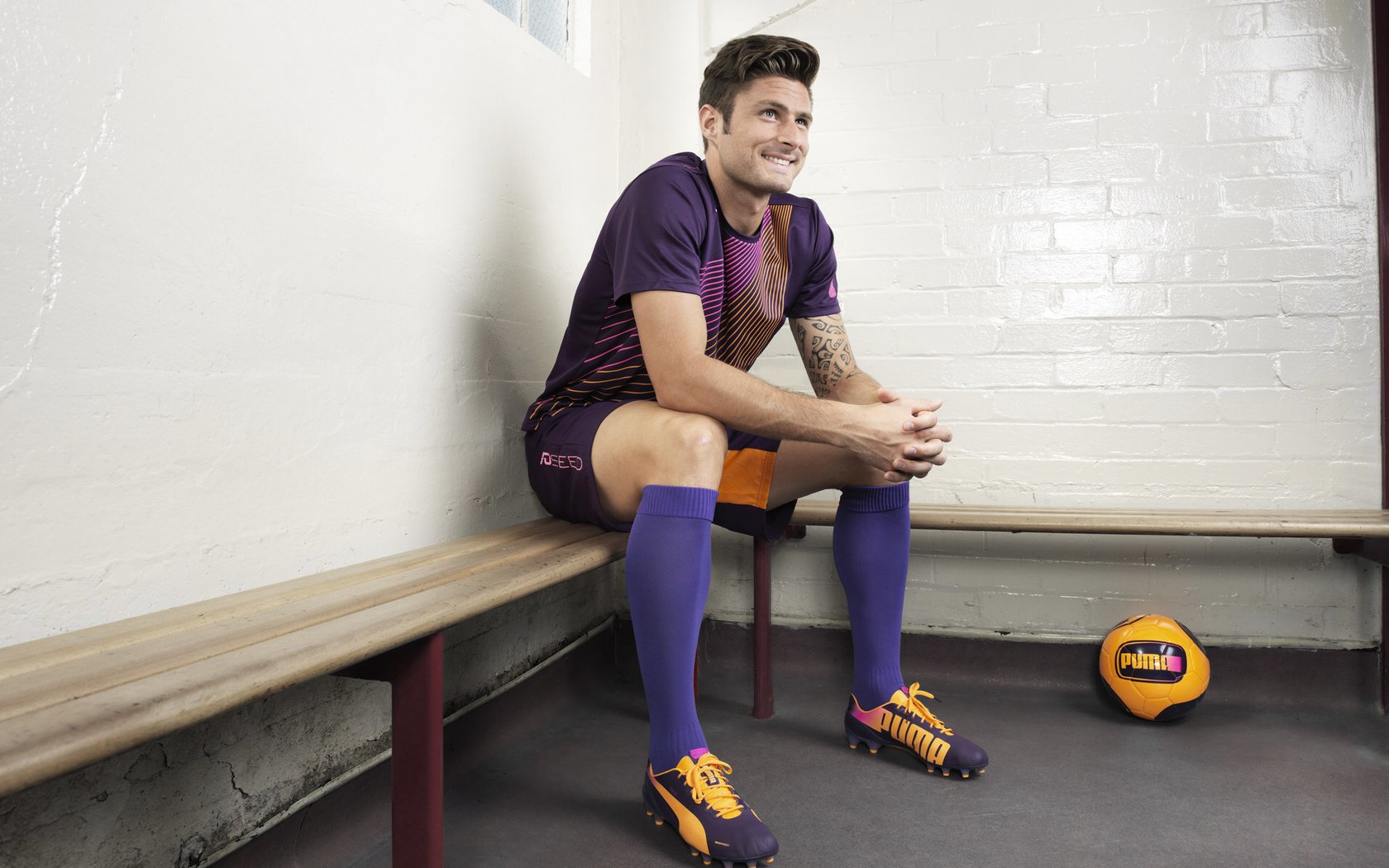 九游娱乐网页版-全红婵笑看镜头状态不错，全红婵全